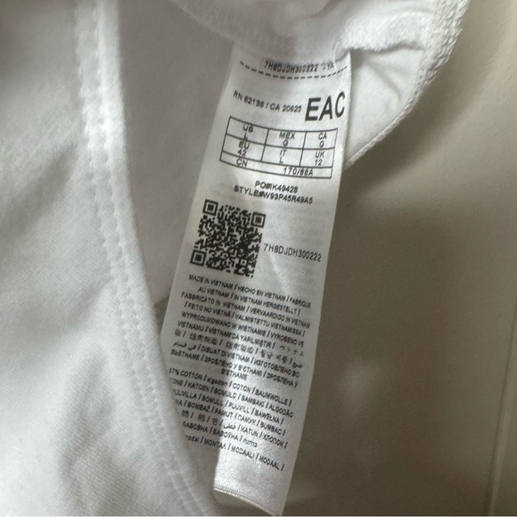 Guess White Sleeveless Cut Out Bodysuit - Picture 9 of 10